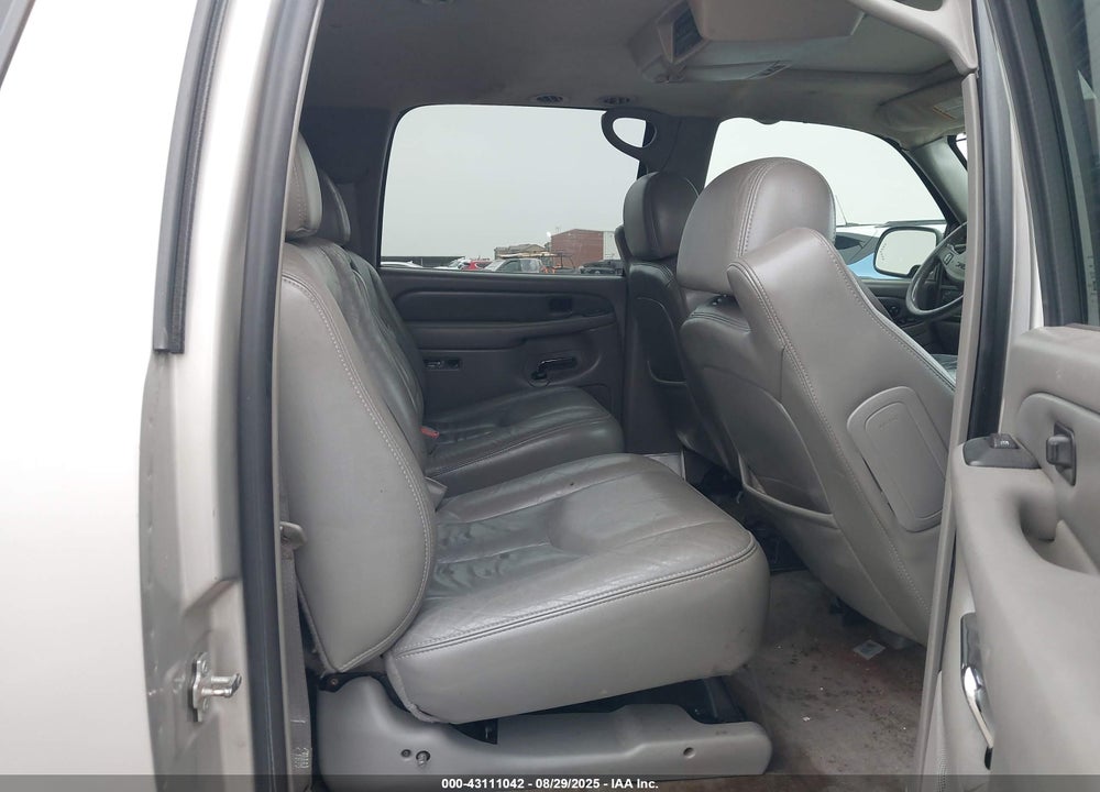 2005 GMC YUKON XL 1500 DENALI VIN: 1GKFK66U75J239410