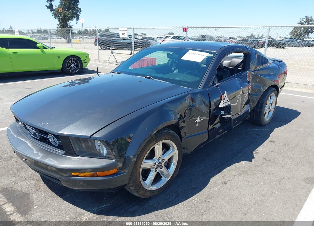 2008 FORD MUSTANG VIN: 1ZVHT80N985125983