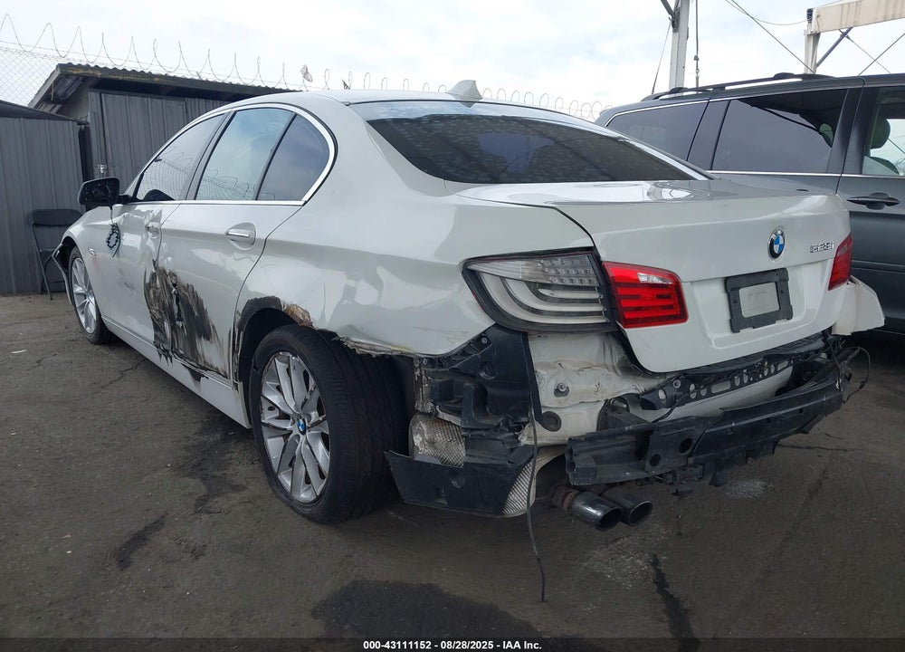2013 BMW 5 SERIES VIN: WBAXG5C55DD233169