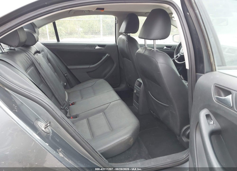 2012 VOLKSWAGEN JETTA VIN: 3VWDP7AJ4CM365678