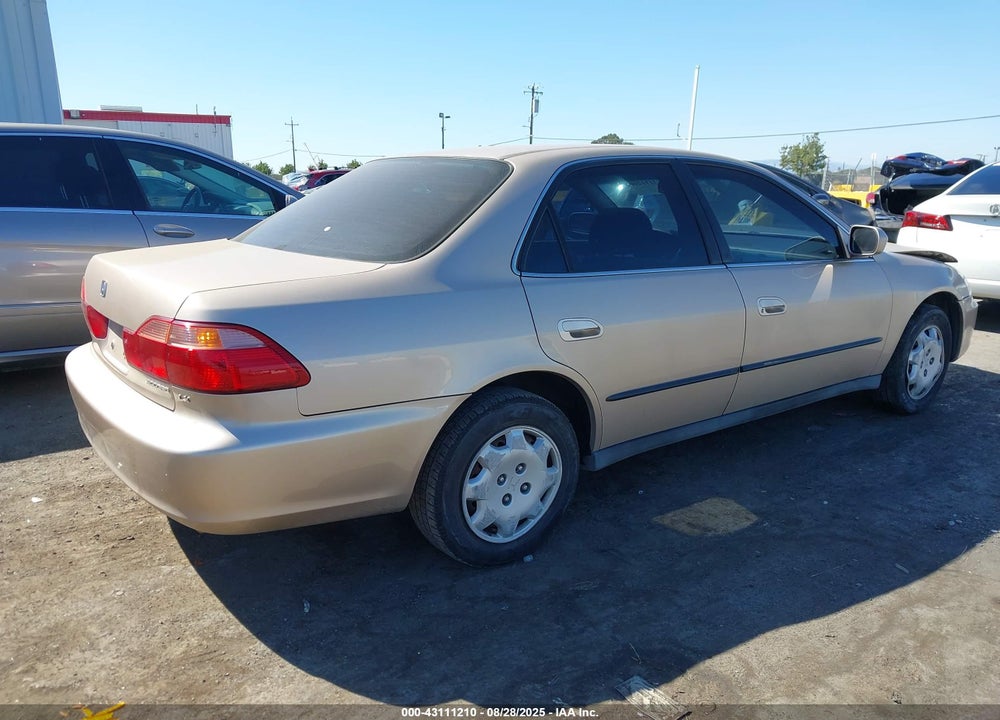 2000 HONDA ACCORD 2.3 LX VIN: 3HGCG6657YG707491