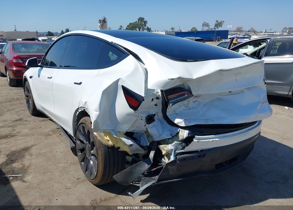2025 TESLA MODEL Y PERFORMANCE DUAL MOTOR ALL-WHEEL DRIVE VIN: 7SAYGDEFXSA356608