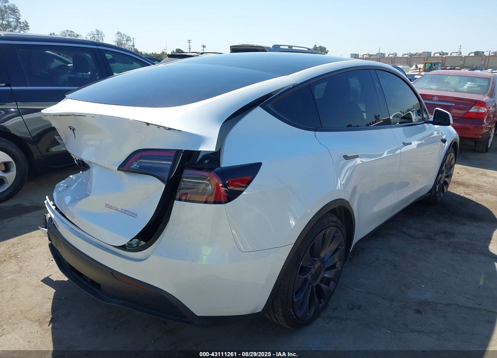 2025 TESLA MODEL Y PERFORMANCE DUAL MOTOR ALL-WHEEL DRIVE VIN: 7SAYGDEFXSA356608