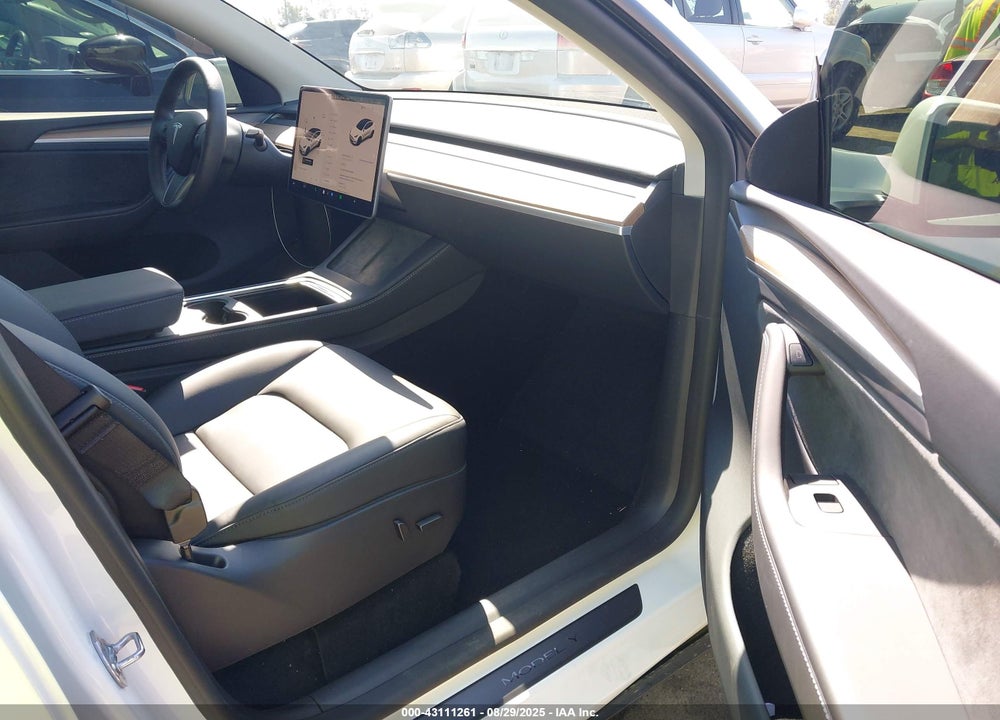2025 TESLA MODEL Y PERFORMANCE DUAL MOTOR ALL-WHEEL DRIVE VIN: 7SAYGDEFXSA356608