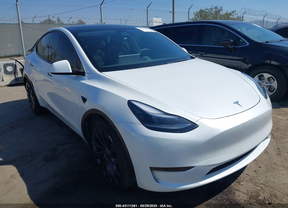 2025 TESLA MODEL Y PERFORMANCE DUAL MOTOR ALL-WHEEL DRIVE VIN: 7SAYGDEFXSA356608
