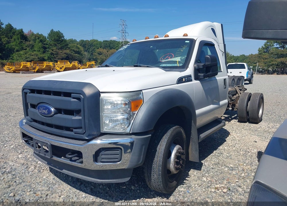 2016 FORD F-550 CHASSIS XL VIN: 1FDUF5GY2GEA38654