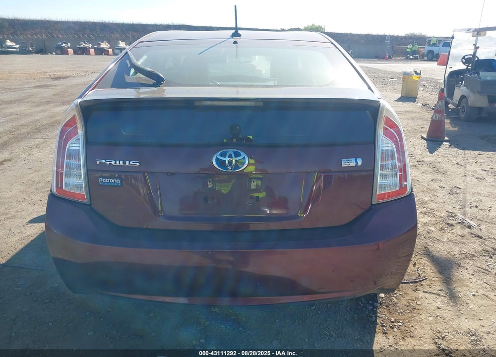 2013 TOYOTA PRIUS VIN: JTDKN3DU7D5581627