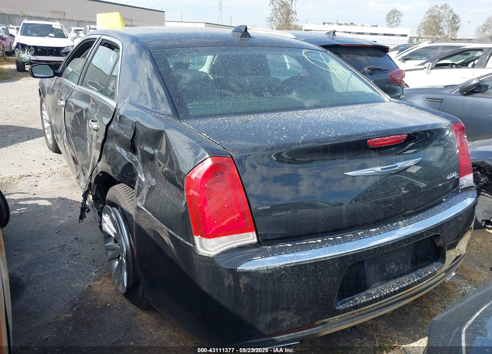 2016 CHRYSLER 300 VIN: 2C3CCAEG4GH294819