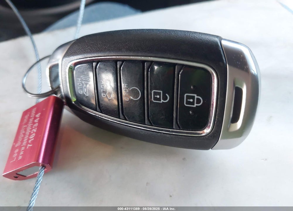 2022 HYUNDAI ELANTRA VIN: KMHLS4AG6NU311907