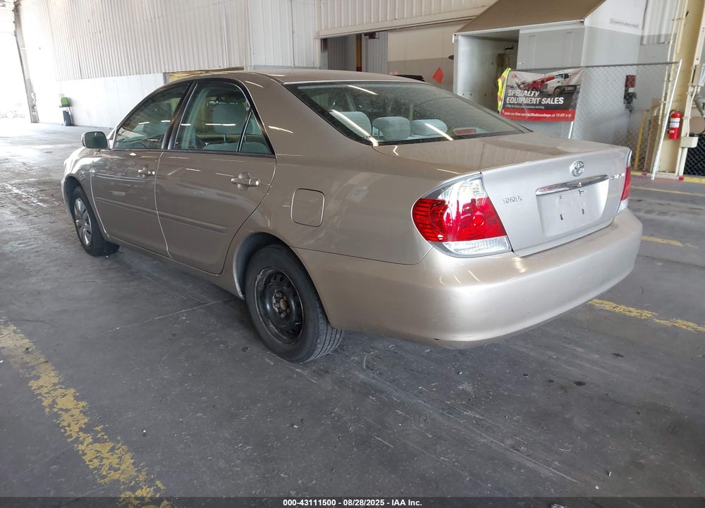 2005 TOYOTA CAMRY LE VIN: 4T1BE32K95U016302