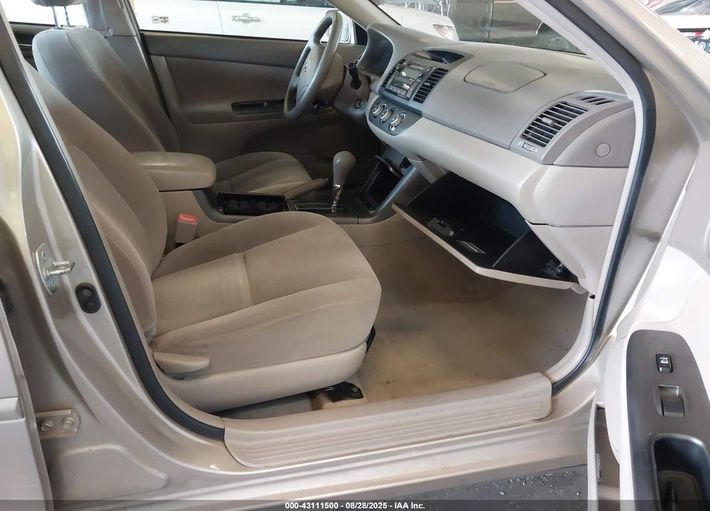 2005 TOYOTA CAMRY LE VIN: 4T1BE32K95U016302