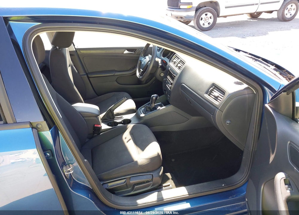 2015 VOLKSWAGEN JETTA 2.0L S VIN: 3VW2K7AJXFM309366