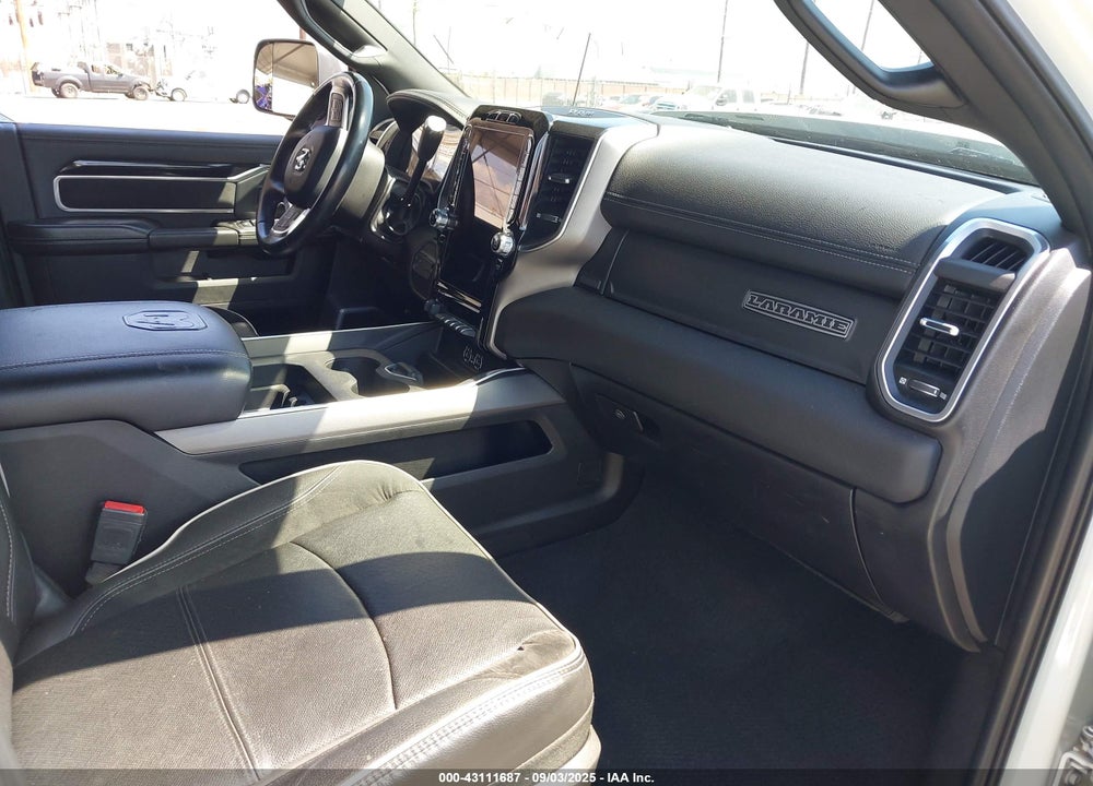 2020 RAM 2500 LAIE  4X4 6'4 BOX VIN: 3C6UR5FL1LG245743