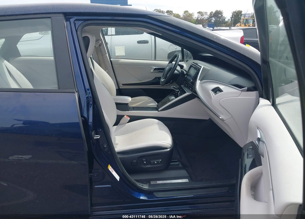 2018 TOYOTA MIRAI VIN: JTDBVRBD0JA003989
