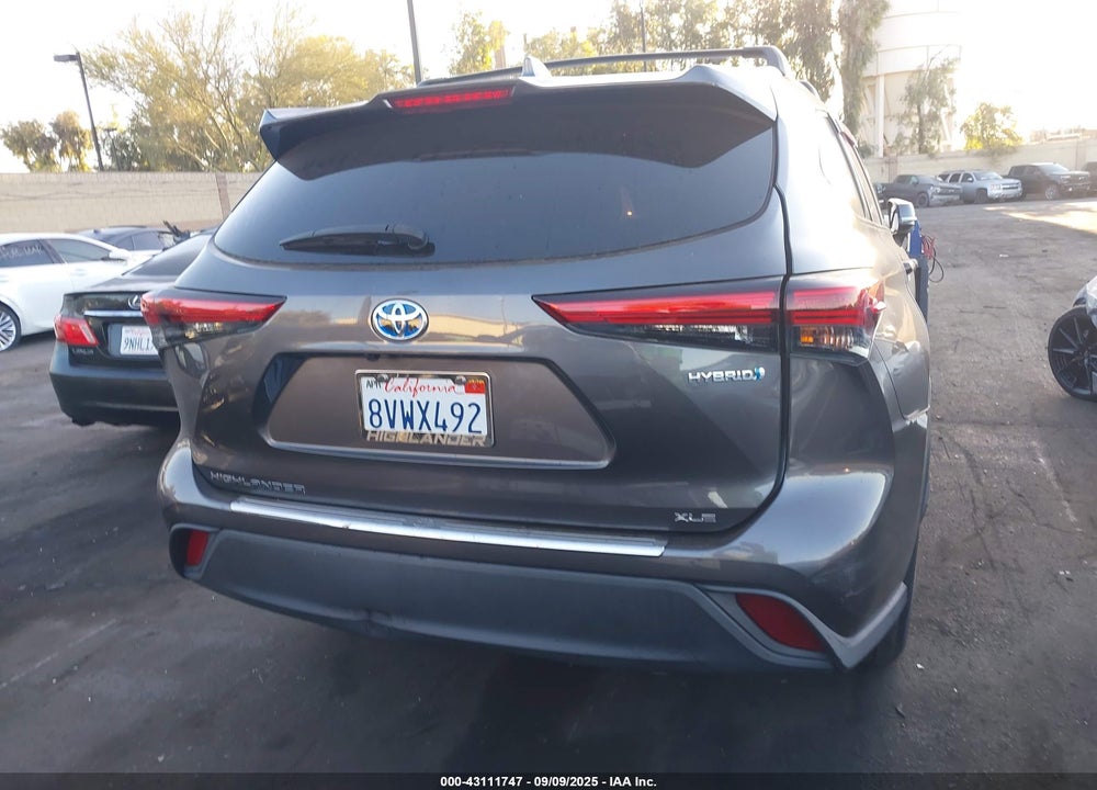 2021 TOYOTA HIGHLANDER HYBRID XLE VIN: 5TDGARAH6MS008658