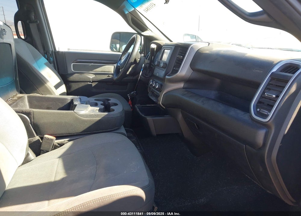 2021 RAM 2500 VIN: 3C6UR5DL0MG652893
