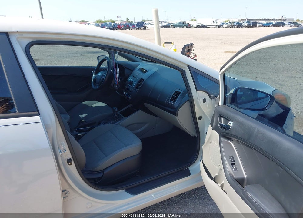 2015 KIA FORTE VIN: KNAFK4A64F5333874
