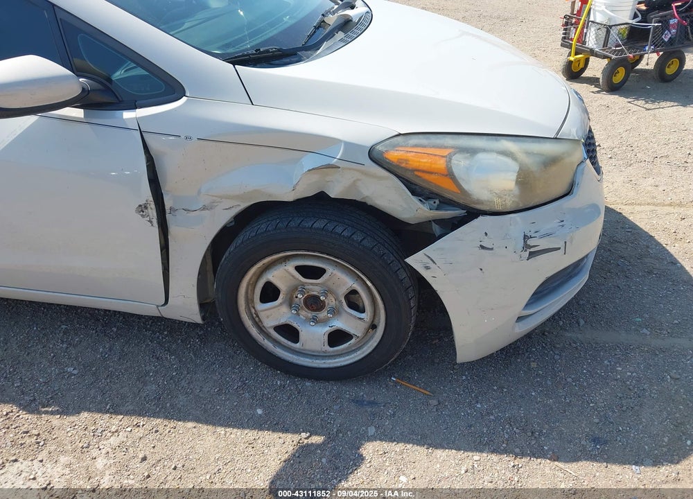 2015 KIA FORTE VIN: KNAFK4A64F5333874