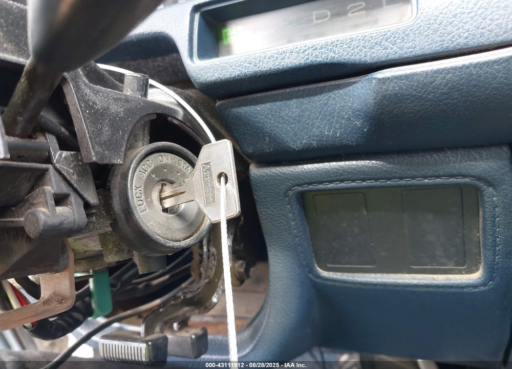 1987 TOYOTA CAMRY DLX VIN: JT2SV21E2H3074586