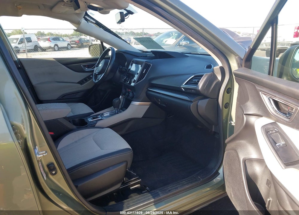 2019 SUBARU FORESTER VIN: JF2SKAEC6KH583837