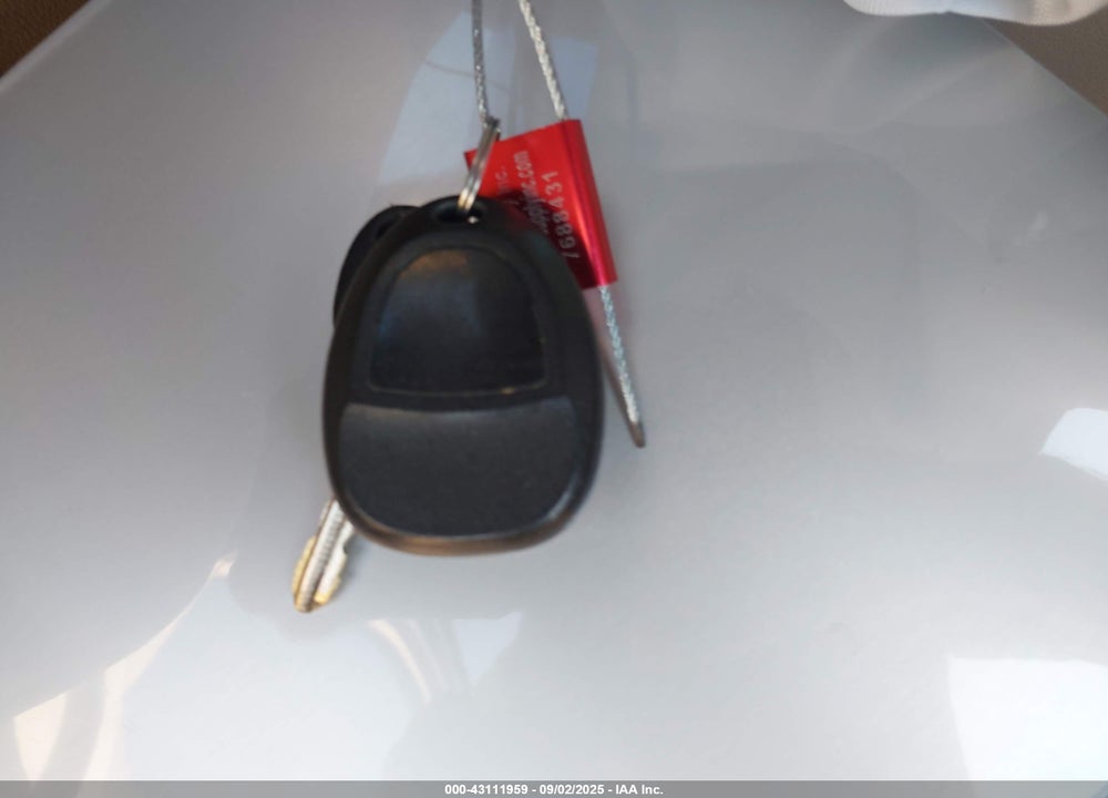 2010 CHEVROLET TAHOE LT VIN: 1GNUKBE04AR109971