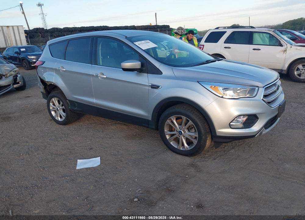 2019 FORD ESCAPE SE VIN: 1FMCU9GDXKUA49583