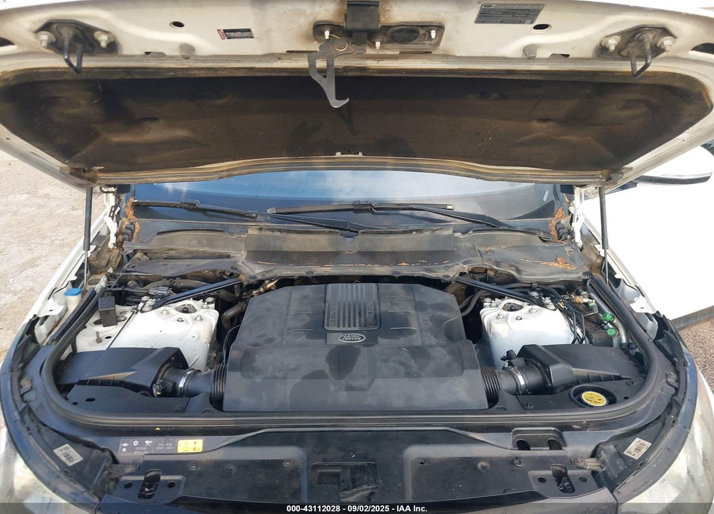 2017 LAND ROVER DISCOVERY VIN: SALRGBBV7HA046821