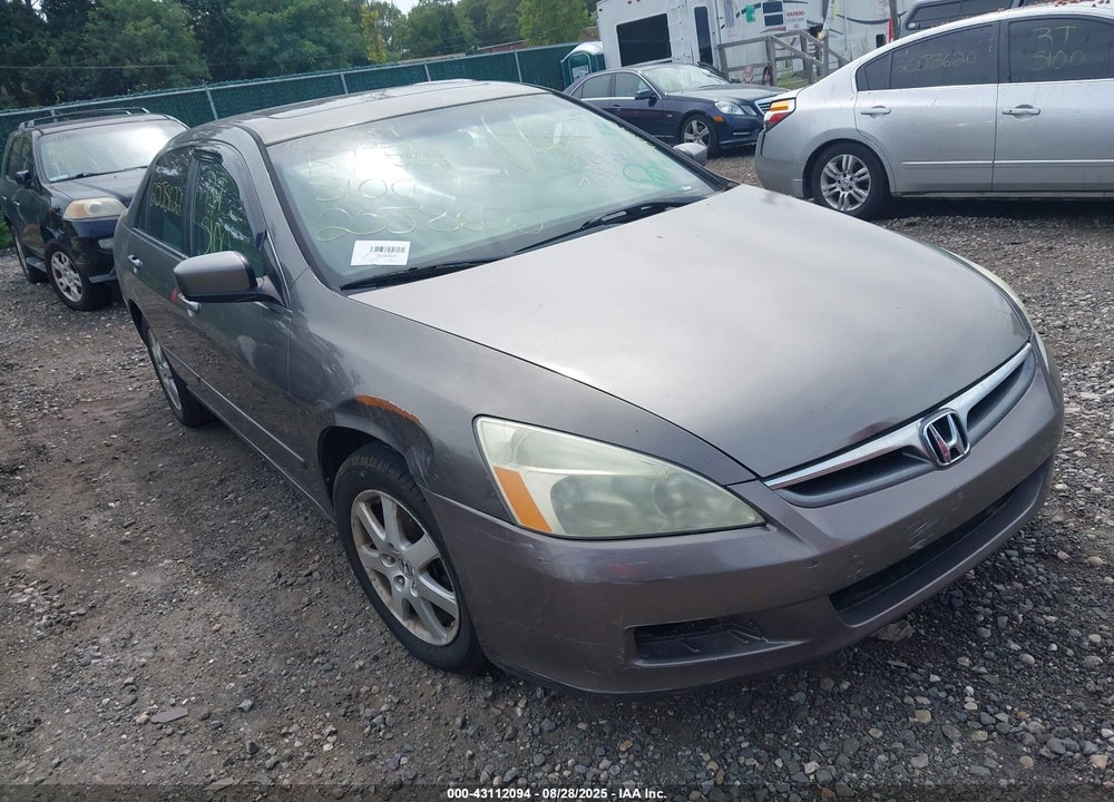2007 HONDA ACCORD 2.4 EX VIN: 1HGCM56827A066454