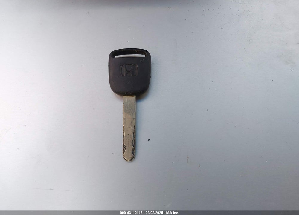 2004 HONDA PILOT EX-L VIN: 5FNYF18684B010153