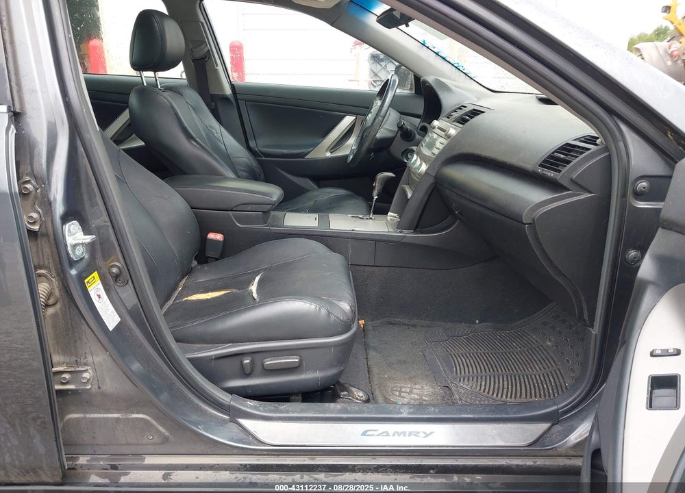 2008 TOYOTA CAMRY VIN: 4T1BK46K38U562011