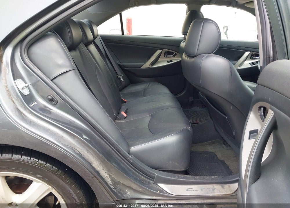 2008 TOYOTA CAMRY VIN: 4T1BK46K38U562011