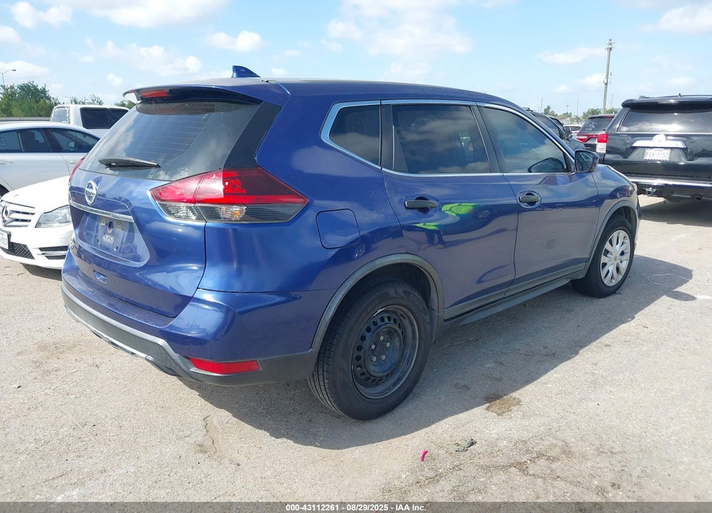 2018 NISSAN ROGUE VIN: KNMAT2MT1JP500558
