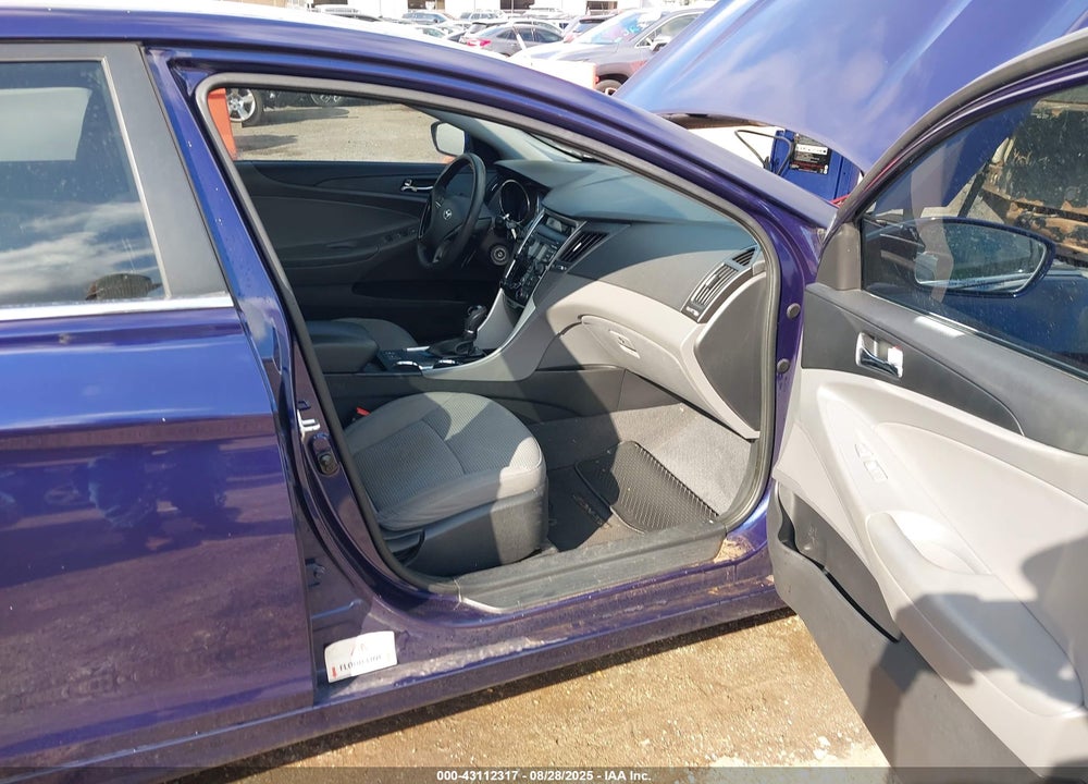 2013 HYUNDAI SONATA VIN: 5NPEB4AC2DH530530