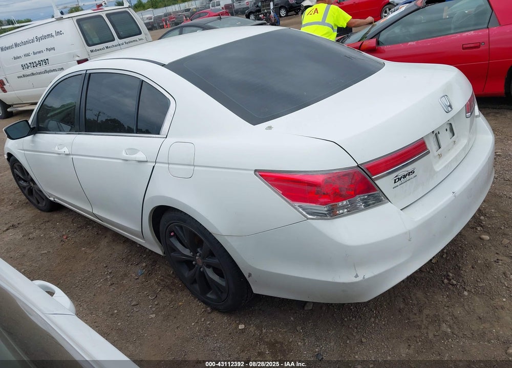 2011 HONDA ACCORD 2.4 LX VIN: 1HGCP2E37BA085229
