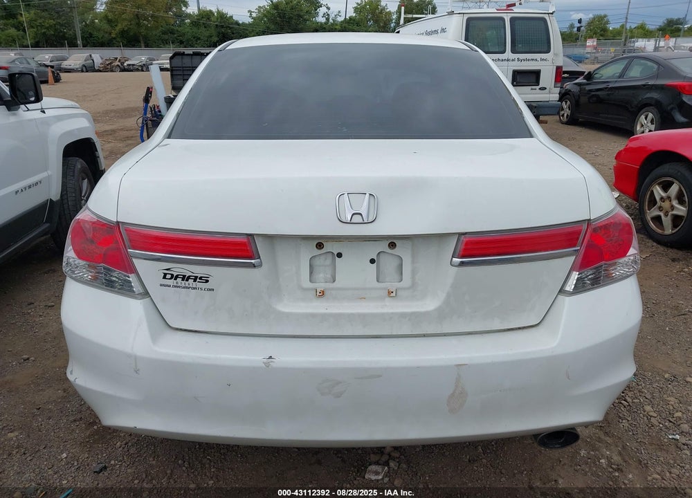 2011 HONDA ACCORD 2.4 LX VIN: 1HGCP2E37BA085229