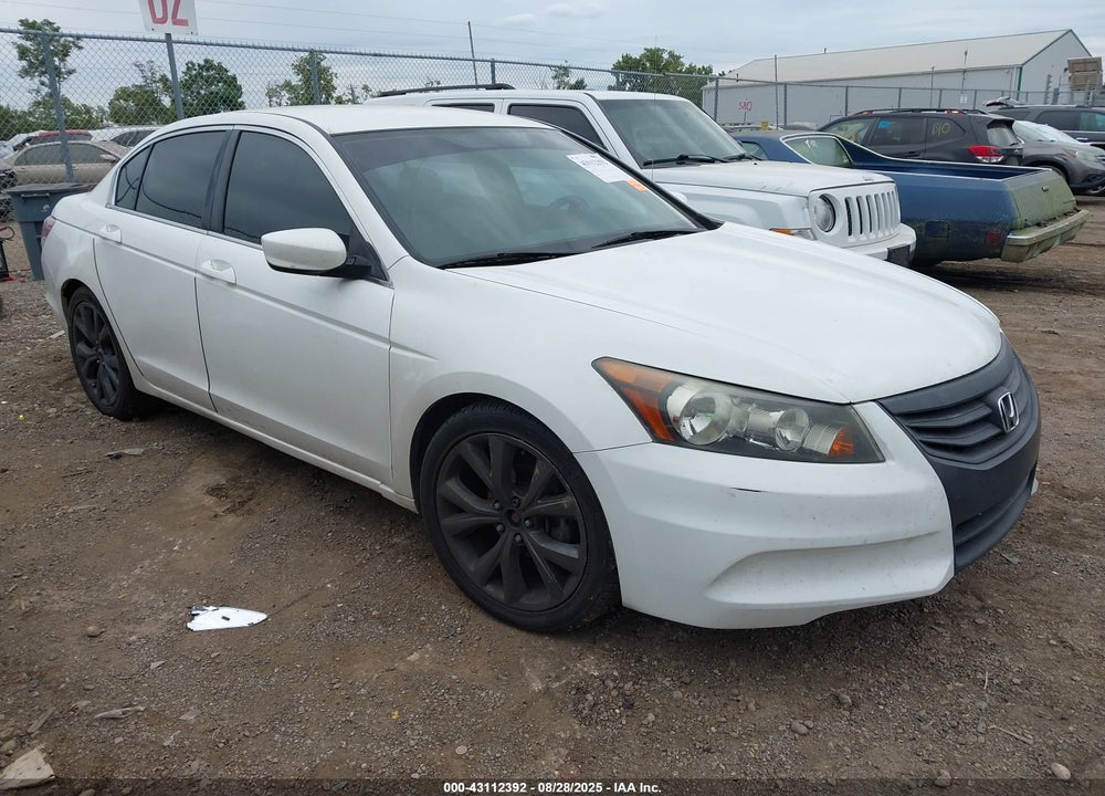 2011 HONDA ACCORD 2.4 LX VIN: 1HGCP2E37BA085229
