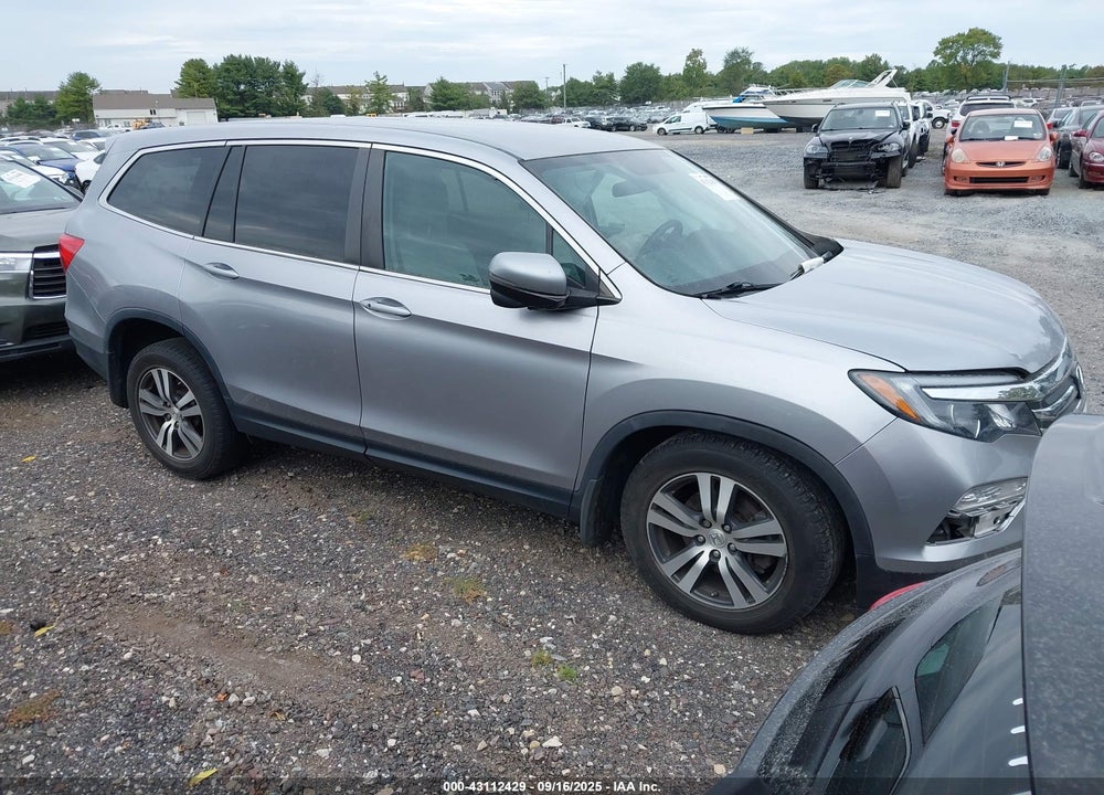 2018 HONDA PILOT EX VIN: 5FNYF6H36JB039715