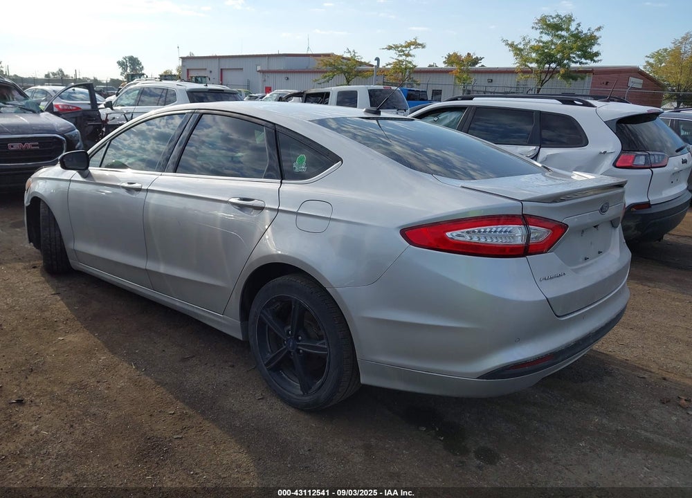 2016 FORD FUSION VIN: 3FA6P0H77GR256420