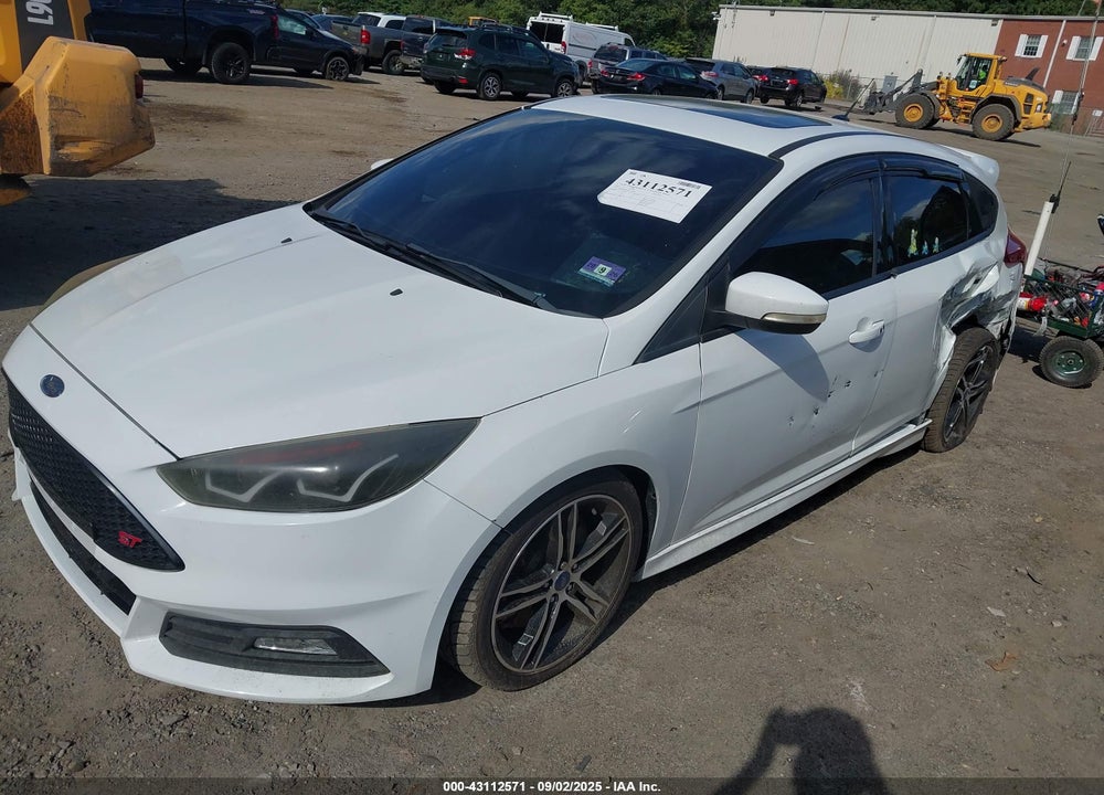 2017 FORD FOCUS ST VIN: 1FADP3L92HL251899