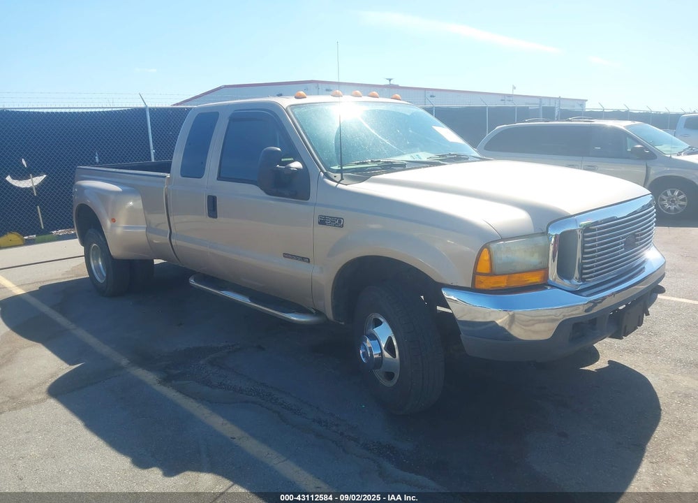1999 FORD F-350 LARIAT/XL/XLT VIN: 1FTWX33F8XEE05673