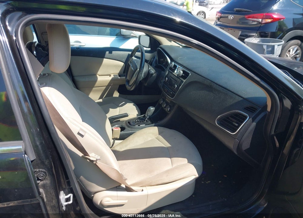 2012 CHRYSLER 200 TOURING VIN: 1C3CCBBB2CN217494