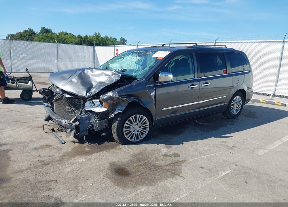 2014 CHRYSLER TOWN & COUNTRY VIN: 2C4RC1CG5ER368474