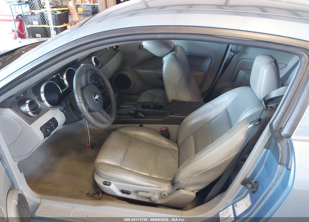 2008 FORD MUSTANG V6 DELUXE/V6 PREMIUM VIN: 1ZVHT80N585113426