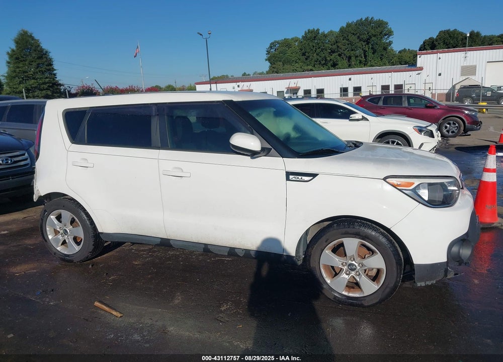 2018 KIA SOUL VIN: KNDJN2A28J7592659