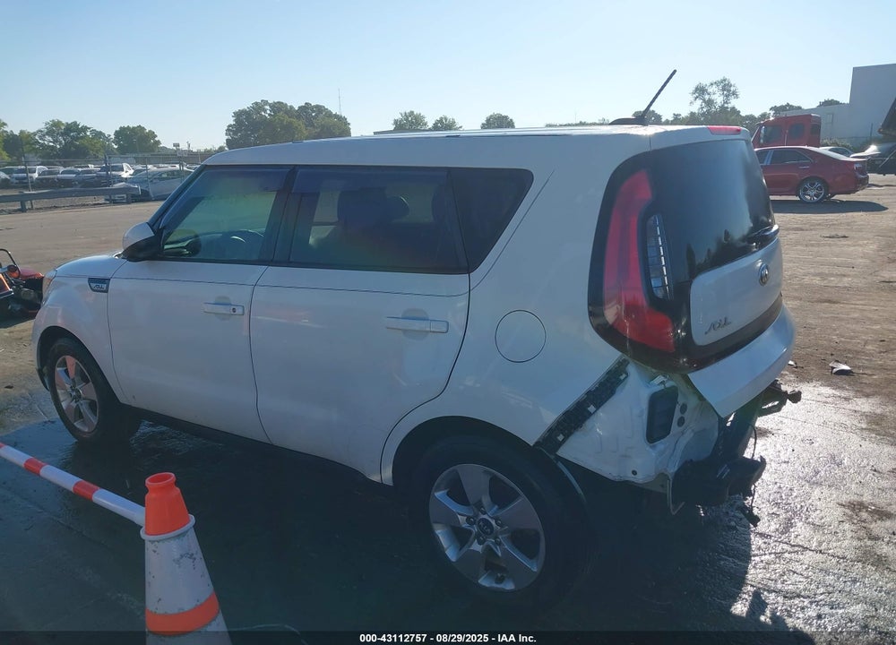 2018 KIA SOUL VIN: KNDJN2A28J7592659