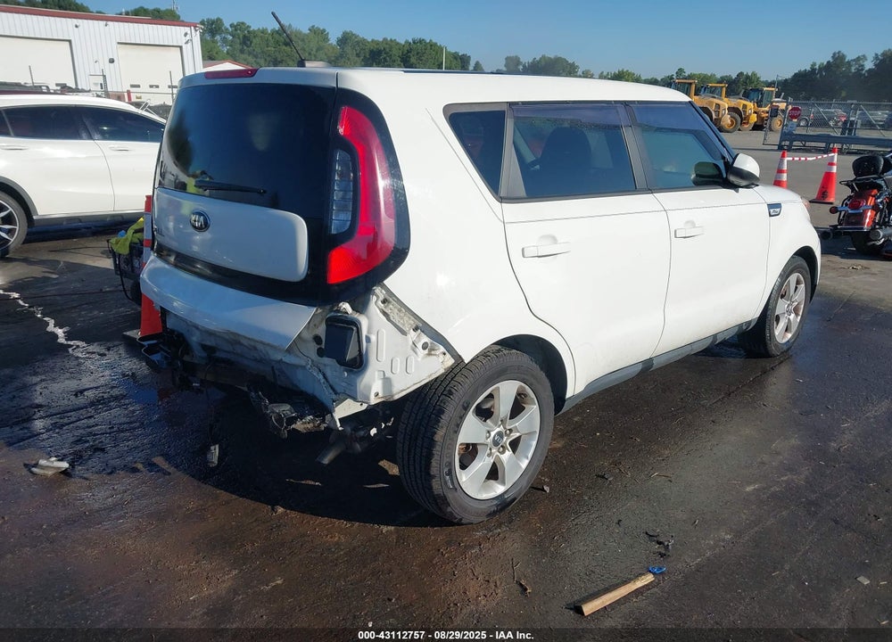 2018 KIA SOUL VIN: KNDJN2A28J7592659