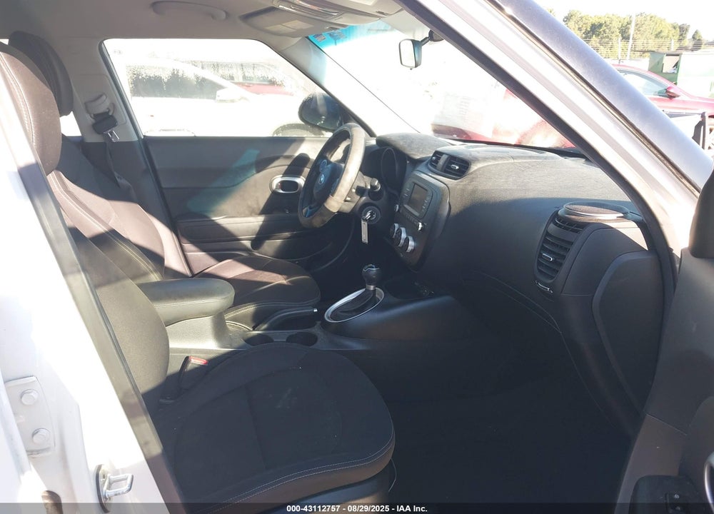 2018 KIA SOUL VIN: KNDJN2A28J7592659