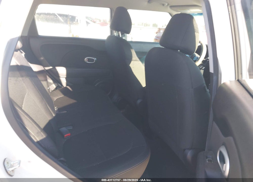2018 KIA SOUL VIN: KNDJN2A28J7592659