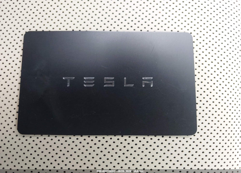 2022 TESLA MODEL S VIN: 5YJSA1E53NF490748