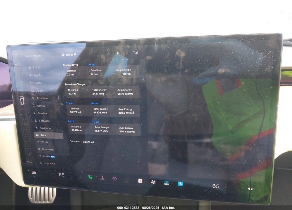 2022 TESLA MODEL S VIN: 5YJSA1E53NF490748